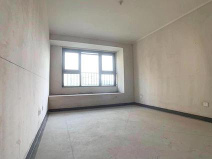 扬州中远金麟府4室2厅143平低楼层/共22层