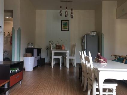 涪陵涪陵老城区整租 花好月圆2室2厅/81平/低楼层