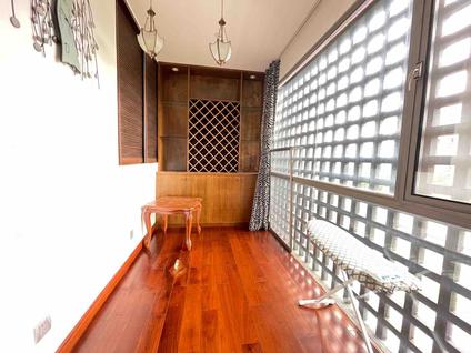 闵行浦江镇整租 华侨城(二期江栀路500弄）3室2厅/185平/高楼层