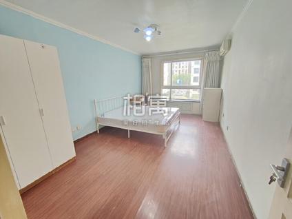 丰台花乡合租 益辰欣园4室1厅/28平/低楼层