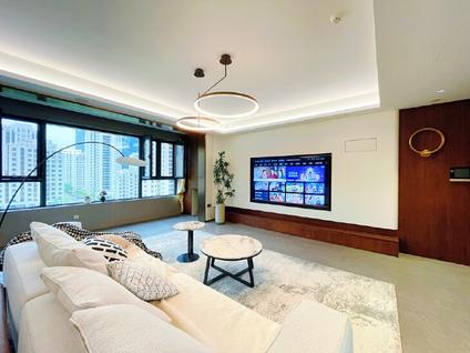 历下解放东路整租 绿地IFC中央公馆B2地块4室2厅/138平/低楼层