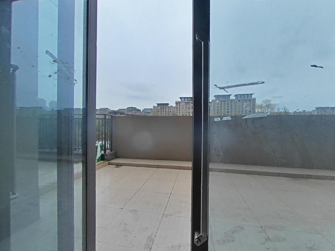 整租·碧桂园凤凰城(豪园)