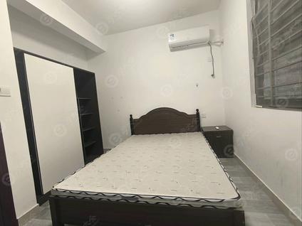 柴桑城西港整租 信华西郊花园2室1厅/100平/低楼层