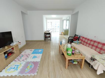 临桂临桂新区整租 福邸嘉园3室2厅/130平/中楼层