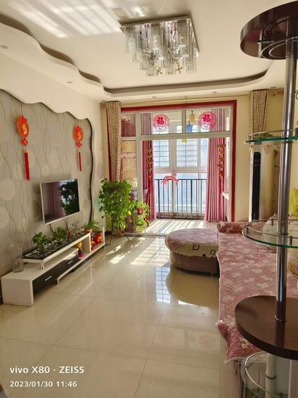 卫滨市中心医院整租 天鹅第一城4室2厅/89平/高楼层