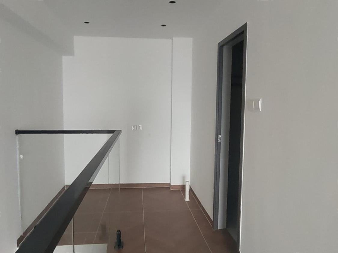 整租·龙湖光年