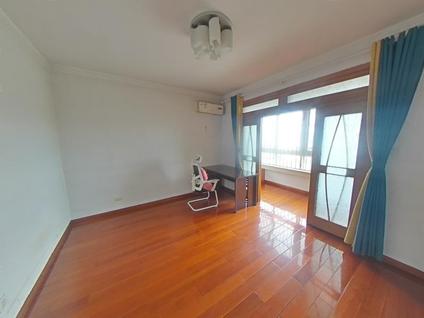 雁塔曲江大道整租 兰清苑3室2厅/148平/高楼层