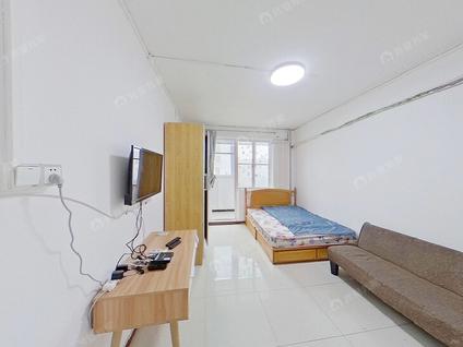 东城东四整租 美术馆后街1室1厅/48平/低楼层