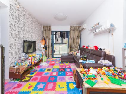 南山桃源村整租 香榭峰景苑3室2厅/76平/低楼层