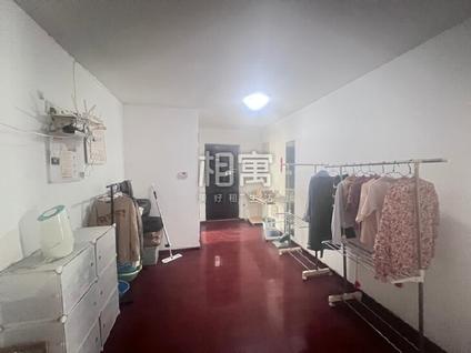 昌平回龙观合租 国仕汇4室1厅/25平/中楼层