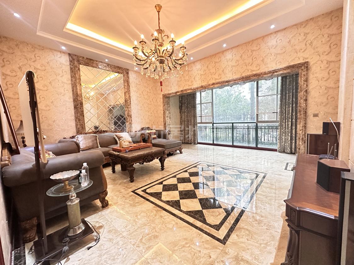 整租·贵研自然界