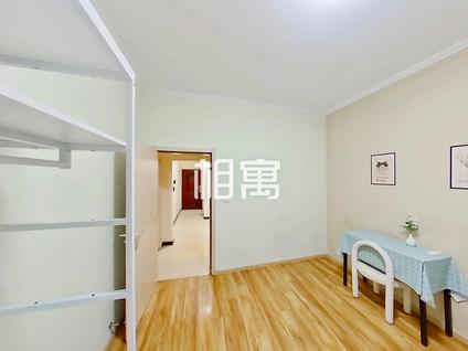 海淀军博整租 莲花池东路2室1厅/56平/低楼层