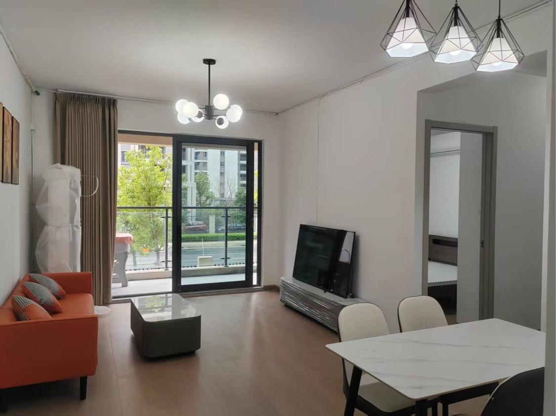 整租·绿地云上府