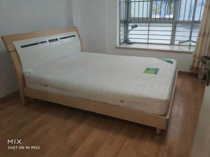 源城源城整租 华达凯旋城4室2厅/180平/低楼层