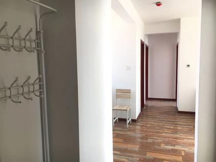 黄岛灵山卫整租 世茂诺沙湾(四五期)3室2厅/102平/中楼层