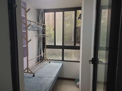 闵行浦江镇整租 永康城(香樟苑)1室1厅/52平/低楼层