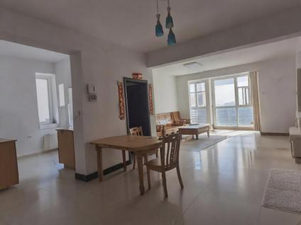 唐河唐河县整租 滨河都市花园2室2厅/95平/低楼层