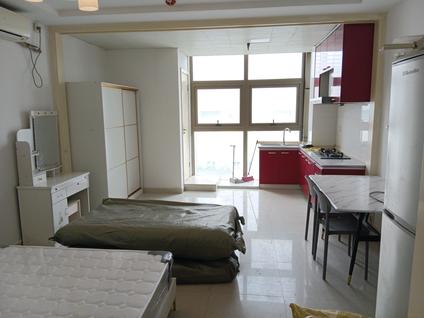 嘉定嘉定新城合租 晶鼎大厦1室0厅/50平/低楼层