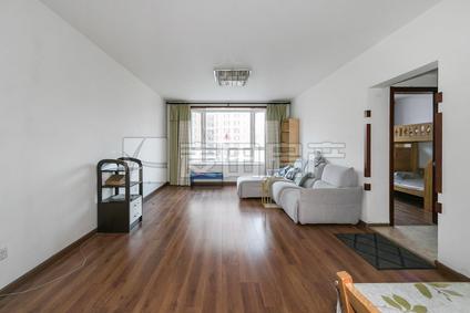 朝阳亚运村整租 九台2000家园3室2厅/141平/中楼层