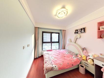 开发区能达商务区整租 林肯公园3室2厅/92平/低楼层