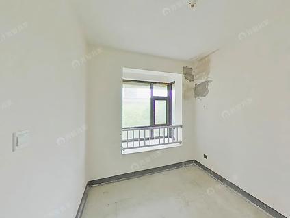 栖霞燕子矶整租 弘阳燕江府3室1厅/94平/低楼层