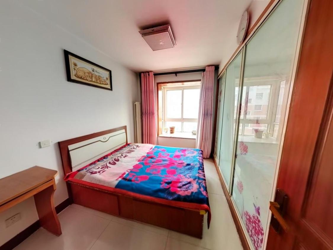 整租·梨苑新城