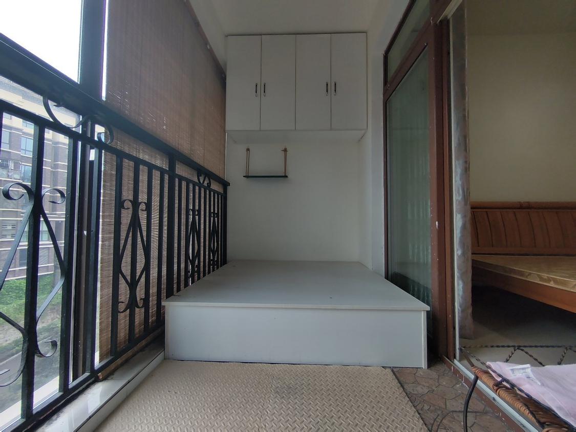 整租·蓝光十里蓝山