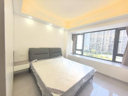 龙湖东海岸整租 海璟天翡3室2厅/110平/低楼层