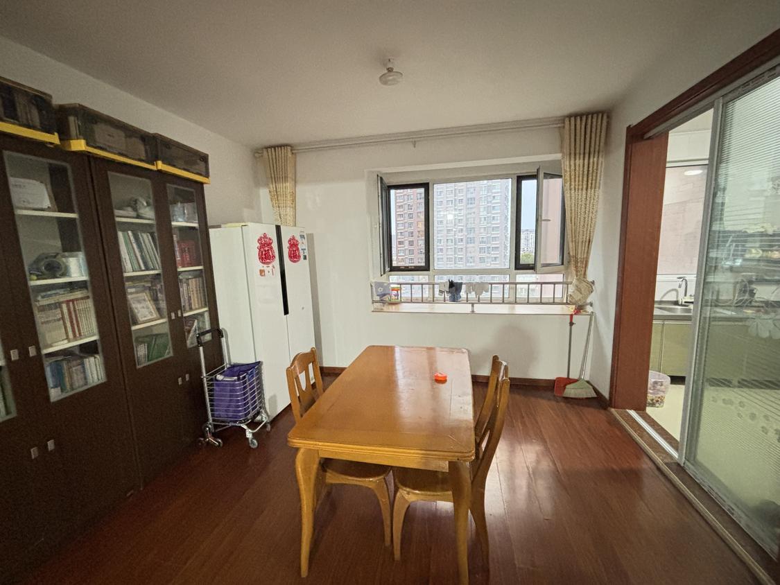 整租·高迪墨香郡