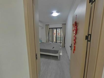 花都旧区整租 泊岸君庭3室2厅/117平/中楼层