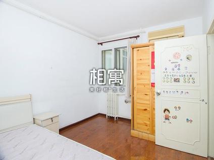 海淀甘家口合租 北沙沟1号楼3室1厅/13平/中楼层