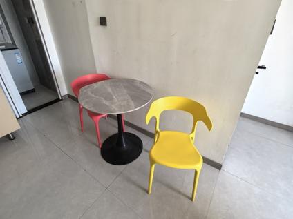 安吉安吉整租 绿城柳岸晓风1室1厅/40平/中楼层