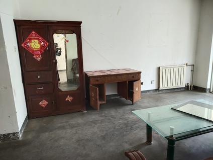 黄岛辛安整租 东小庄社区2室0厅/85平/中楼层