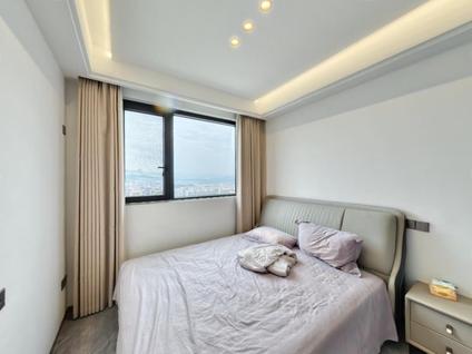 上饶县行政中心商圈整租 友邦玫瑰公馆3室2厅/126平/高楼层