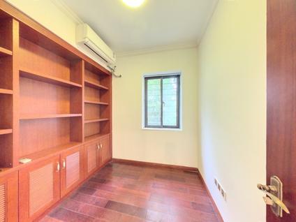 秀英紫园整租 蓝城印象4室2厅/162平/低楼层