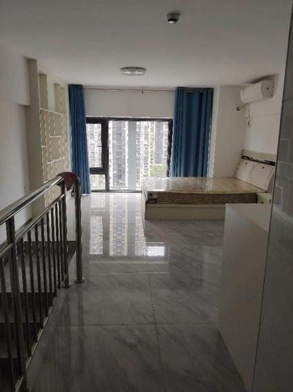 城中城中整租 红星新天地2室0厅/41平/中楼层