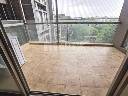 宝安西乡整租 碧海富通城(四期)4室2厅/137平/低楼层