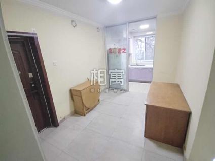 丰台西罗园合租 西罗园南里3室1厅/18平/低楼层