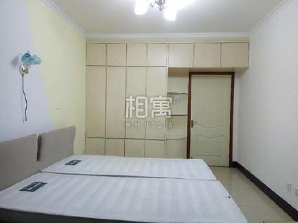 朝阳酒仙桥合租 酒仙桥南路四号院3室1厅/13平/中楼层