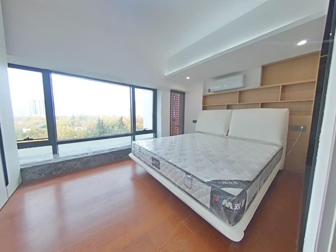 整租·劳动公园里