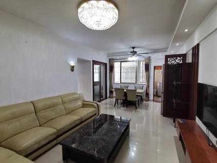 香洲新香洲整租 新加坡花园(二三期)3室2厅/83平/高楼层