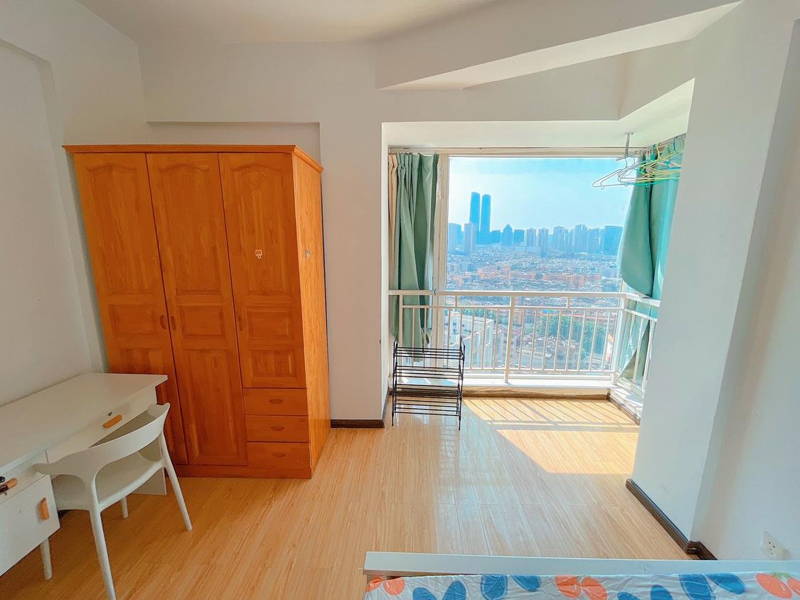 合租·圣世一品