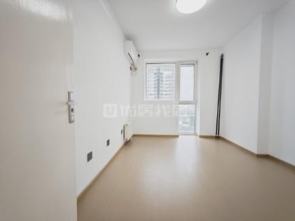 朝阳八里庄整租 远洋天地3室2厅/145平/中楼层
