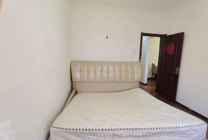 香河新华街道整租 蓝山庭苑2室1厅/92平/中楼层