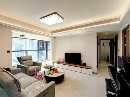 黄埔黄埔开发区整租 卓越招商臻珑府4室2厅/116平/中楼层