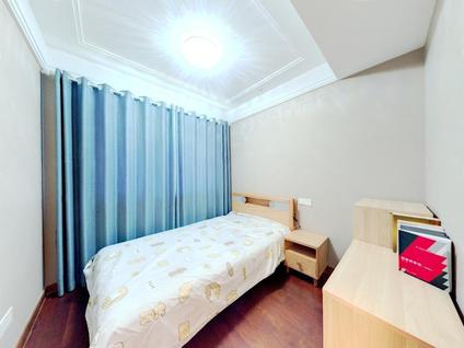 安吉安吉整租 金麟府4室2厅/122平/高楼层