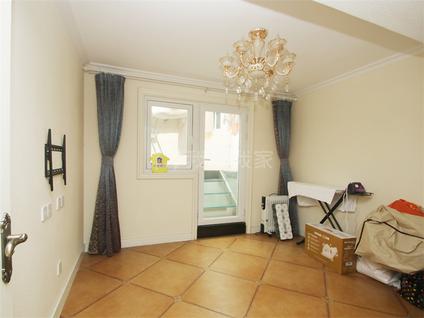 房山阎村整租 天恒乐墅4室3厅/205平/低楼层