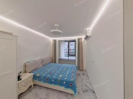 东城前门整租 新世界家园4室1厅/129平/低楼层