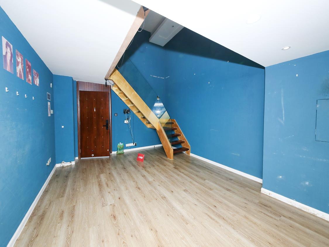 整租·世界金融中心