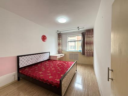 小店学府整租 山西大学家属院2室1厅/58平/中楼层